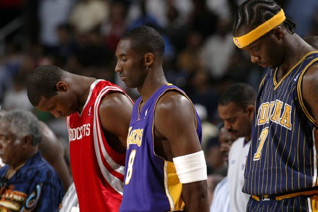 半场战报：西班牙人0-1比利亚雷亚尔，赫拉德-莫雷诺建功（半场：比利亚雷亚尔1-0领先西班牙人，赫拉德-莫雷诺破门）