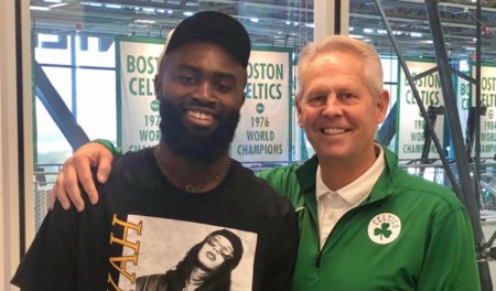 斯洛特：阿利松上周本周都有训练，布拉德利和维尔茨无法出战（斯洛特：阿利松已连续两周训练，布拉德利与维尔茨将缺席）