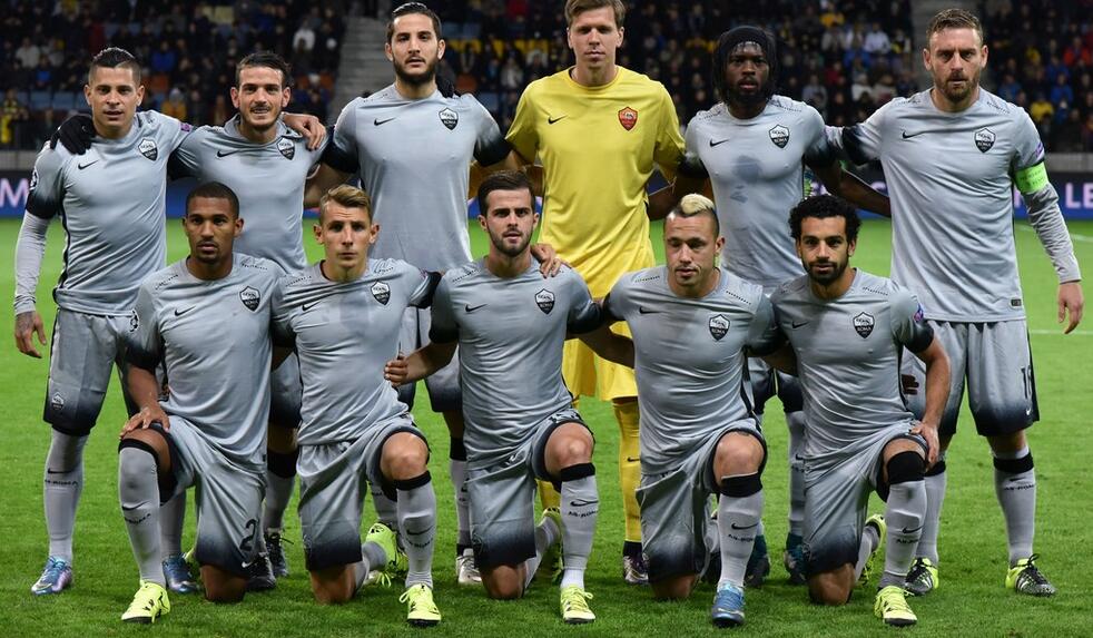 半场：新鹏城1-1成都，安永佳开场闪击，费利佩建功（半场战报：新鹏城与成都1-1，安永佳闪击，费利佩破门）