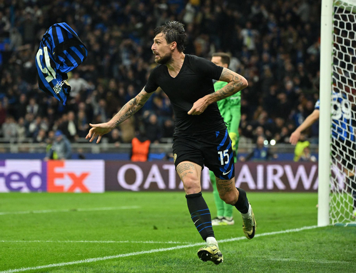 雷迪克：我和保罗以前互相憎恨，而现在亲如一家人（雷迪克：与保罗曾势同水火，如今情同家人）