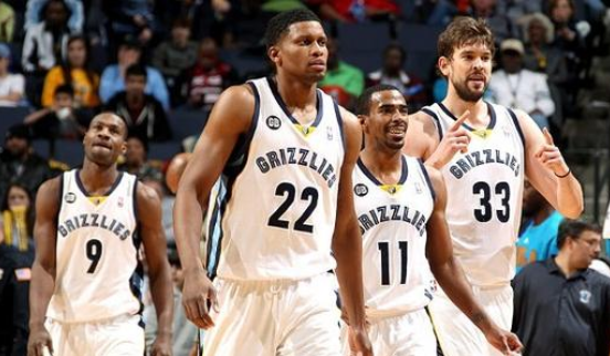 施洛特贝克：多特踢得出色，但止步德国杯的结果太苦涩了（施洛特贝克：多特发挥上佳，德国杯出局令人苦涩）