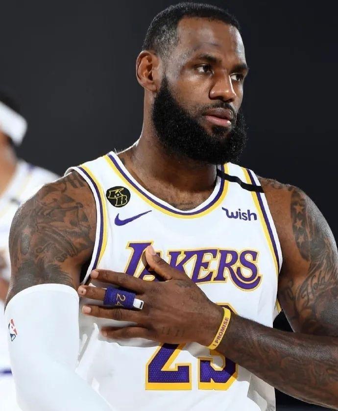 中国U20女足1-2不敌英格兰U20女足，吴佳璇破门（中国U20女足1-2负于英格兰U20，吴佳璇进球）