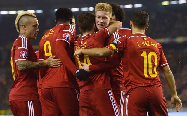 詹姆斯本赛季场均仅15.2分&生涯最低，新秀赛季为20.9分（詹姆斯本季场均仅15.2分创生涯新低，新秀赛季曾达20.9分）