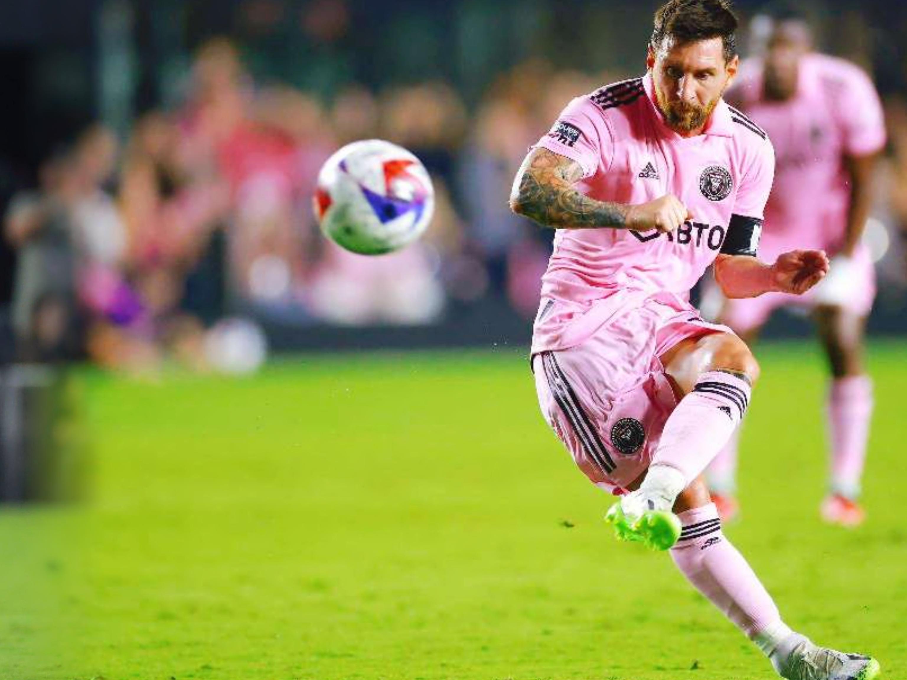 国米双核面对质疑给出回应 6分钟从地狱到天堂揭示未来方向（国米双核强势回应质疑，6分钟从低谷到巅峰勾勒未来方向）