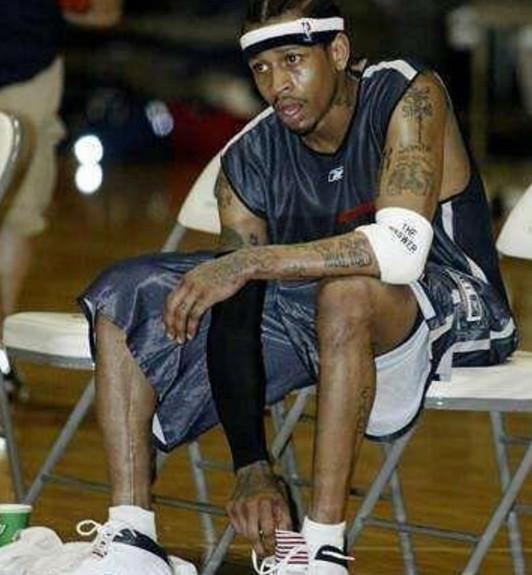 湖人三大败因出炉，东契奇毫无借口！老詹苦不堪言，一人不配首发（湖人失利三大原因揭晓，东契奇无可辩解！老詹叫苦不迭，一人不该首发）