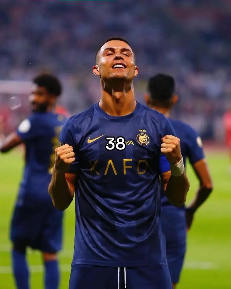 阿森纳发布战小蜜蜂赛前海报：因卡皮耶单人出镜（阿森纳官宣战小蜜蜂赛前海报：因卡皮耶单独出镜）