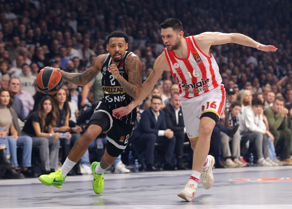 辽宁男篮王哲林末节关键表现（王哲林末节发威成辽宁男篮制胜关键）